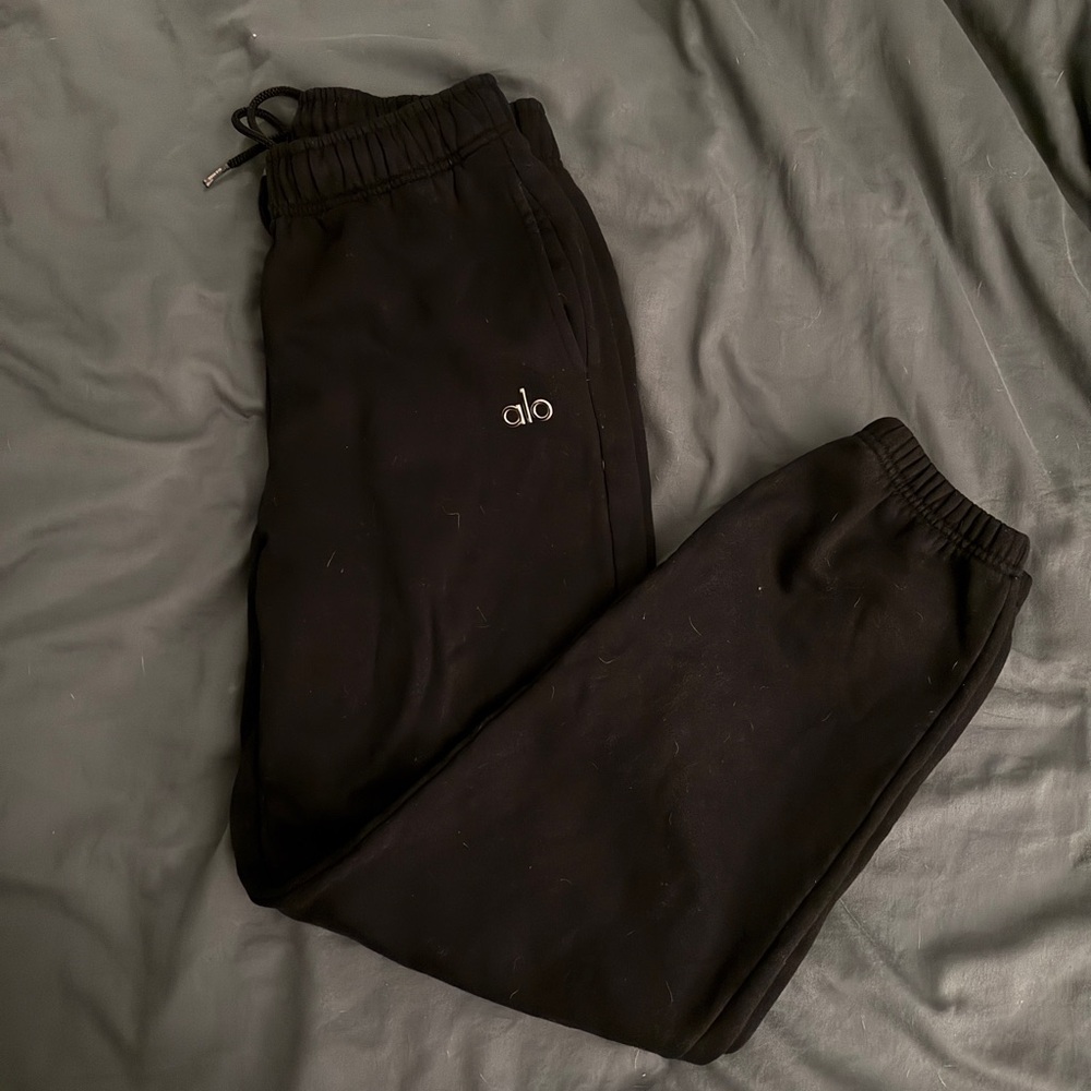 ALO Yoga Women's Black Joggers
